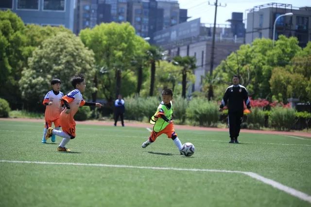 字母哥34+15雄鹿送76人6连败 雷霆大胜篮网